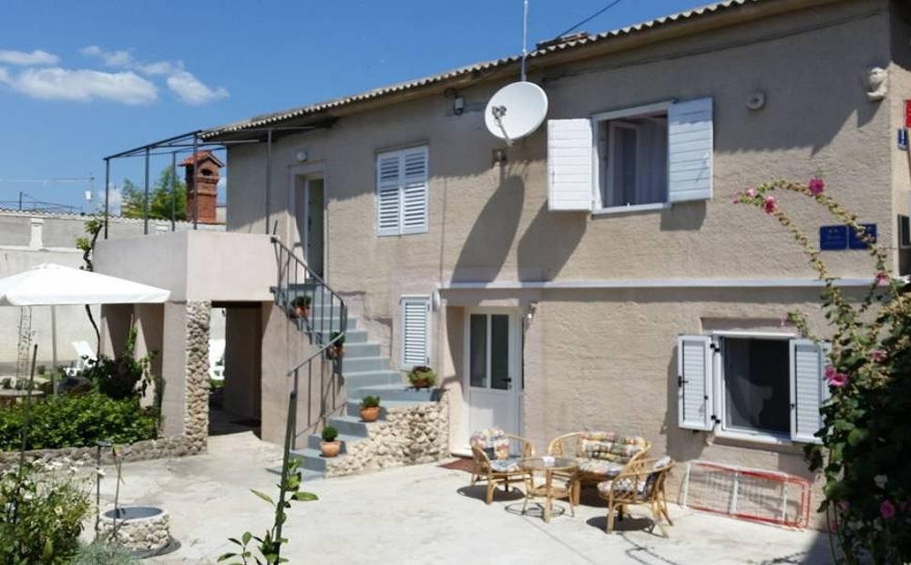 Apartments Mali Raj Vranjic Exterior photo